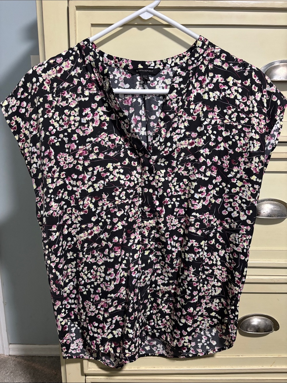 Banana Republic Black Floral Cap-Sleeve Blouse - Pink & White Blossoms